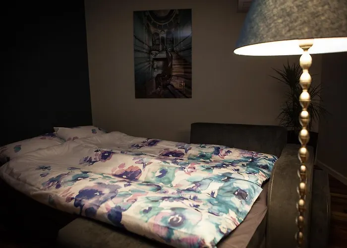 Silver & Gold Apartment *